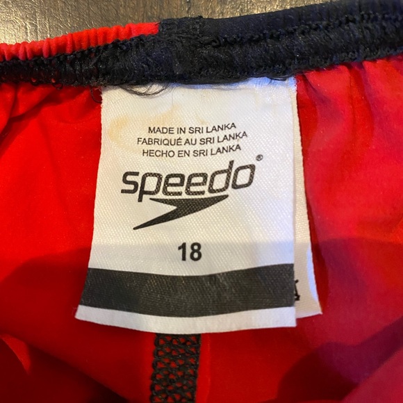 NWT SPEEDO KNEESKIN! - Picture 7 of 9